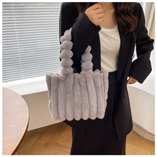 Bolso de Hombro Amplio con Capacidad Grande y Diseño Moderno en Peluche - Image 16