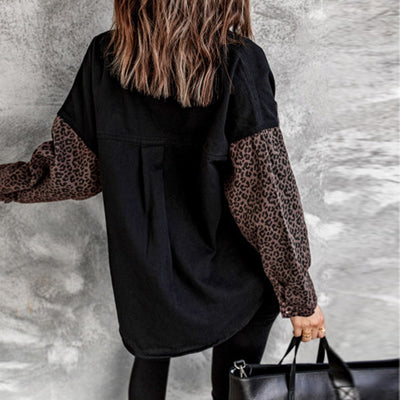 Blusa Casual con Estampado de Leopardo y Bolsillos Funcionales - Image 13