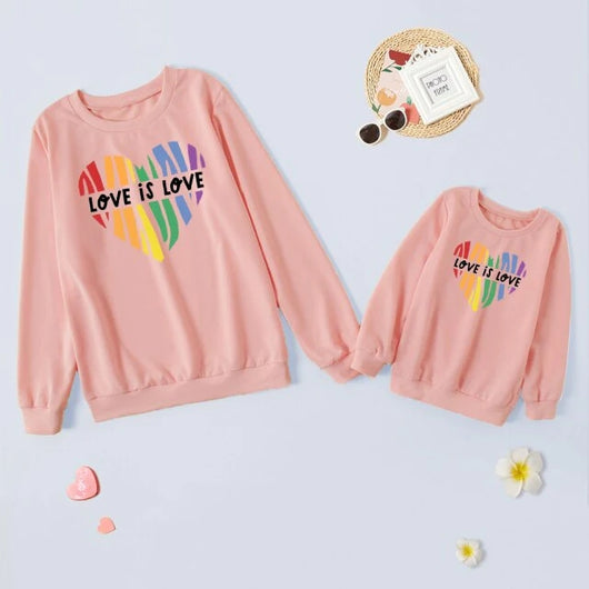 Suéter a Juego Mamá e Hija con Estampado de Letras - Tres Colores - Image 6