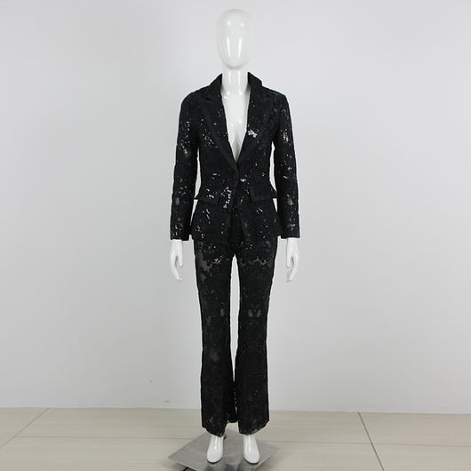 Conjunto de Pantalones Ajustados con Detalles Calados - Image 7