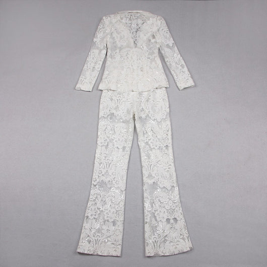 Conjunto de Pantalones Ajustados con Detalles Calados - Image 14