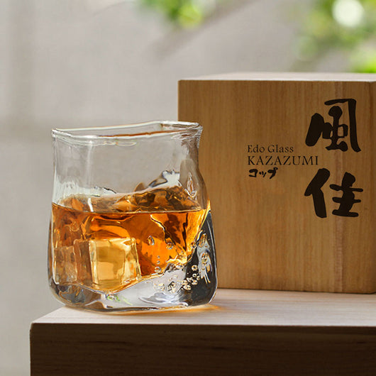 Caja de Madera Nórdica con Tazas de Diseño Escandinavo - Image 11