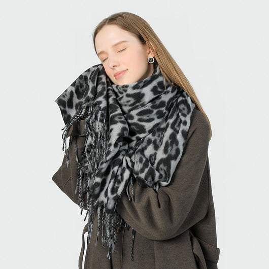 Bufanda Estampado Leopardo para Mujer - Chal Suave Tipo Cachemira - Image 15