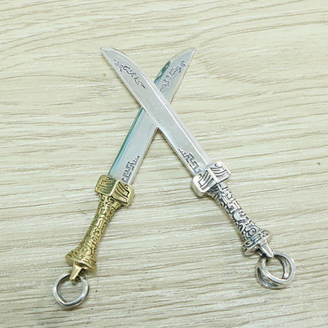 Dije Personalizador de Plata Esterlina S925 Diseño de Cuchillo - Image 8