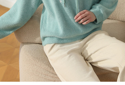 Suéter Holgado con Capucha y Bordado Sherry para Mujer - Image 12