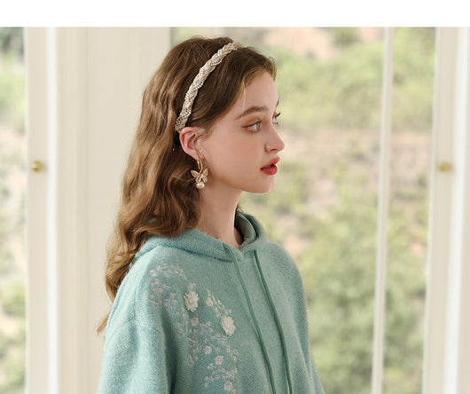 Suéter Holgado con Capucha y Bordado Sherry para Mujer - Image 15