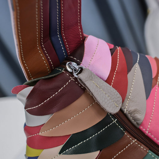 Bolso de Cuero Suave para Mujer con Capacidad Extra y Detalle de Costura Hoja - Image 18
