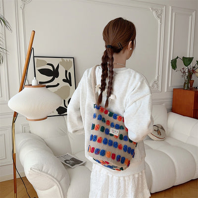 Bolso Bandolera Bucket de Peluche - Portátil y Versátil - Image 8