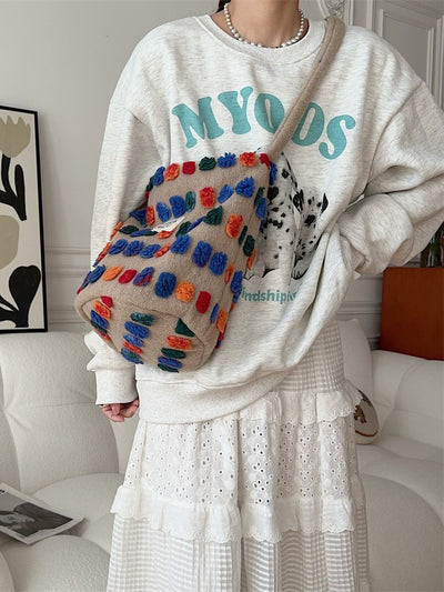 Bolso Bandolera Bucket de Peluche - Portátil y Versátil - Image 13