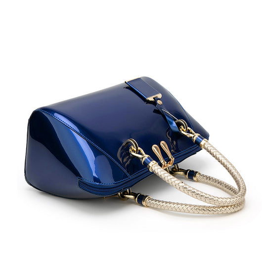 Bolso de Charol Brillante con Asa Diagonal - Diseño Fashion - Image 11