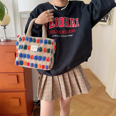 Bolso Bandolera Bucket de Peluche - Portátil y Versátil - Image 25
