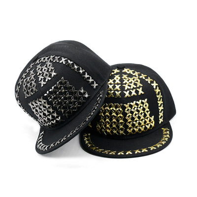 Gorra de Béisbol Punk Hip Hop Metal con Remaches y Visera Plana - Image 20