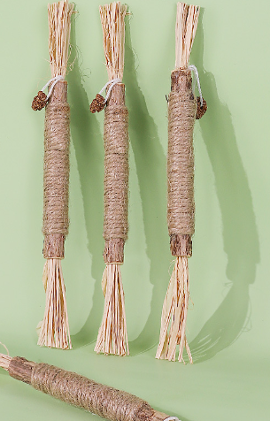 14cm natural wooden cat chew toy wrapped with cotton rope and raffia ends, designed for tooth cleaning. - Image 20