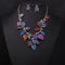 Juego de Joyas Elegantes con Hojas de Color - Collar Corto Escote Ilusión para Novia