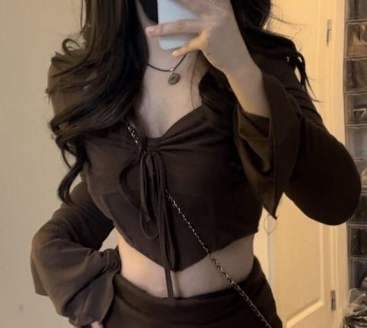 Conjunto Irregular de Falda y Blusa de Manga Larga Estilo Moderno - Image 10
