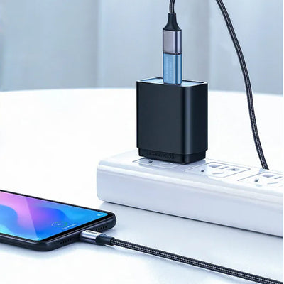 Cable USB-C de Aluminio con Bloqueo de Datos y Carga Rápida - Image 16
