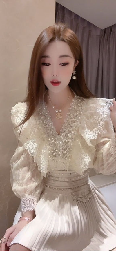Blusa Artesanal de Encaje Multicapa con Perlas - Colección Primera Historia - Image 19