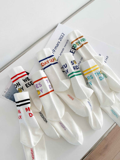 Calcetines Deportivos Largos Estilo College Ins Tide para Usar Fuera - Image 15