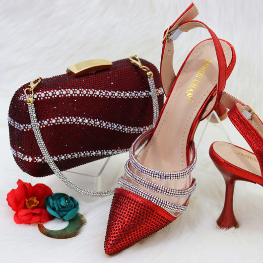 Conjunto Elegante: Bolso Azul Royal Cuadrado y Tacones Puntiagudos - Image 25