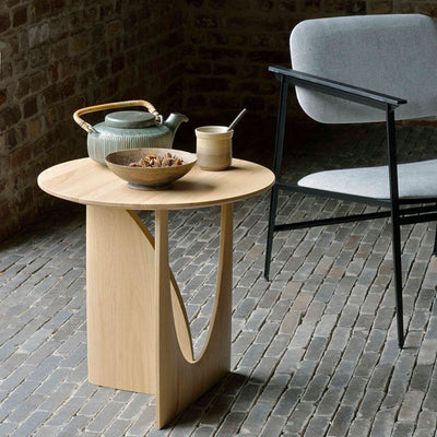 Mesa Auxiliar Redonda de Madera Maciza Diseño Geométrico Negro - Image 6