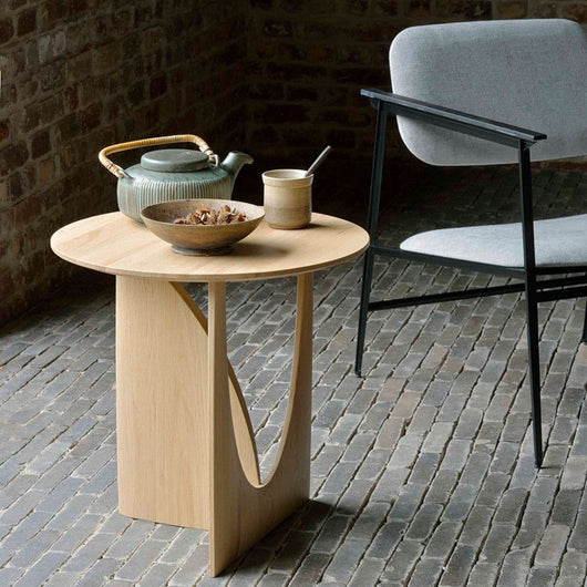 Mesa Auxiliar Redonda de Madera Maciza Diseño Geométrico Negro - Image 6
