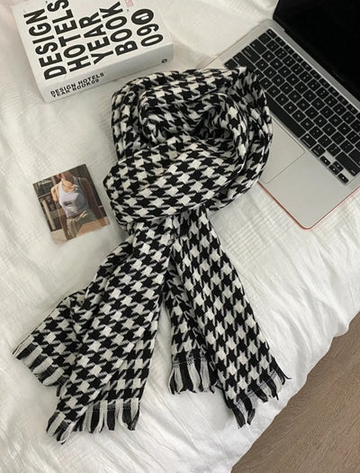 Chal Envolvente Diseño Pata de Gallo en Cashmere Suave para Mujer - Image 15