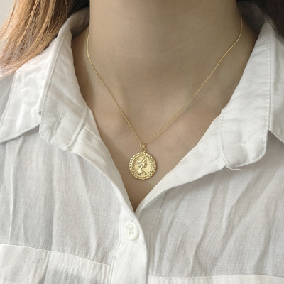 Collar Colgante de Moneda Redonda en Plata de Ley 925 Estilo Vintage - Image 4