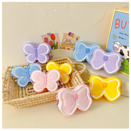Bolso Infantil de Silicona con Diseño de Mariposa - Image 2
