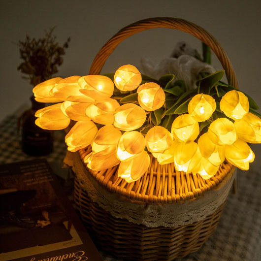 Ramo de Novia Tulipanes con Luces LED Simuladas - Image 15