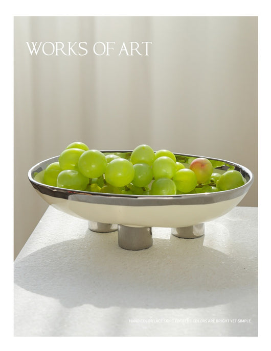 Plato de Frutas Minimalista de Cerámica Artesanal con Tres Patas - Image 42