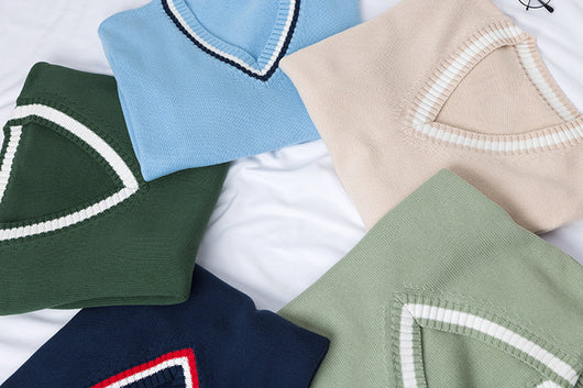 Suéter Tejido Cuello V con Combinación de Colores para Hombre y Mujer - Image 21