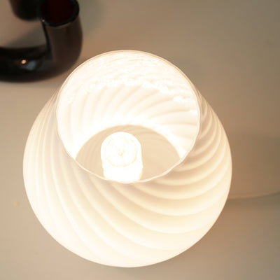 Lámpara de Mesa Retro con Base de Vidrio para Dormitorio - Image 8
