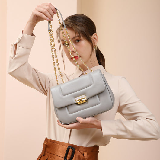 Bolso Bandolera de Cuero para Mujer - Diseño Moderno y Funcional - Image 4