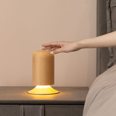 Lámpara de Noche Táctil con Carga Inalámbrica - Diseño Minimalista - Image 7