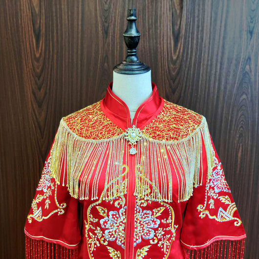 Chal Nupcial Rojo Dorado con Encaje y Borlas - Vestido Tradicional de Boda - Image 10