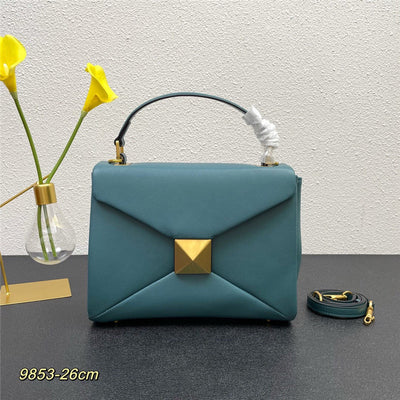 Bolso de Hombro Retro con Herrajes de Latón - Estilo Vintage Portátil - Image 29