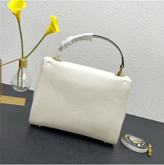 Bolso de Hombro Retro con Herrajes de Latón - Estilo Vintage Portátil - Image 31