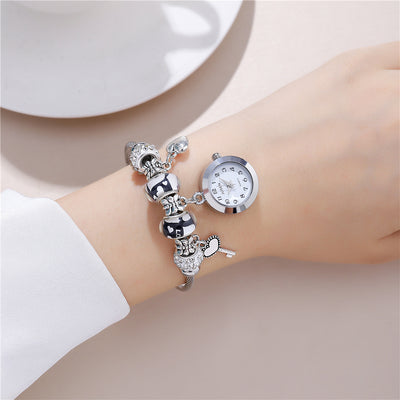 Reloj Pulsera Mujer con Colgante Corazón y Llave - Cuarzo - Image 7
