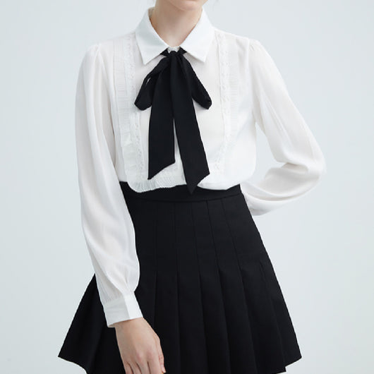 Blusa Blanca de Encaje con Cordones y Manga Larga para Mujer - Image 8