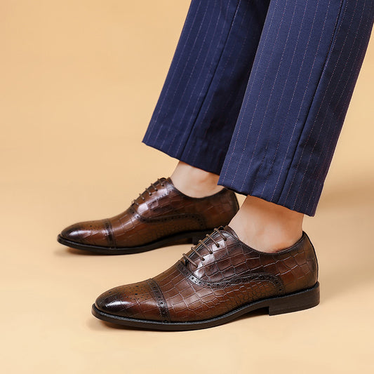 Zapatos Oxford de Cuero Genuino con Grabado Artesanal para Negocios