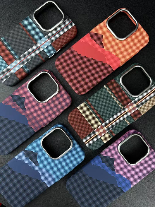 Funda Magnética con Diseño Escocés Luminoso y Marco Metálico a Juego - Image 14