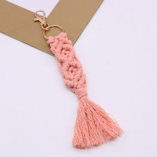 Llavero Tejido a Mano con Borla de Algodón - Colgante para Auto y Bolso - Image 22