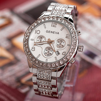 Reloj de Acero con Calendario de Tres Ojos - Image 18