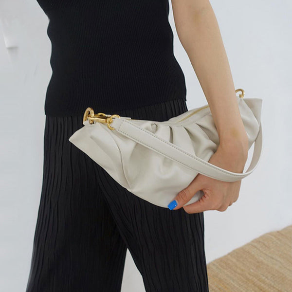 Bolsa Bandolera Asimétrica Croissant con Diseño Creativo