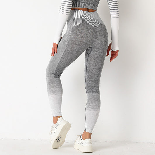 Pantalones de Yoga sin Costuras con Rayas Tejidas - Image 15