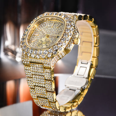Reloj de Negocios Dorado para Hombre con Diamantes, Esfera Luminosa y Resistencia al Agua - Image 20