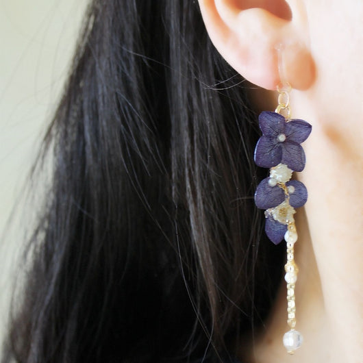 Aretes Colgantes de Hortensia Azul Marino Preservada con Borla Artesanal - Image 13