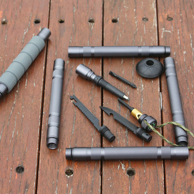 Bastón de Supervivencia con Cuchillo Integrado para Aventuras al Aire Libre - Image 8