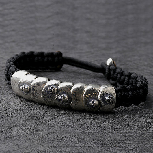 Pulsera Táctica de Paracord Plateado con Diseño Calavera - Image 7