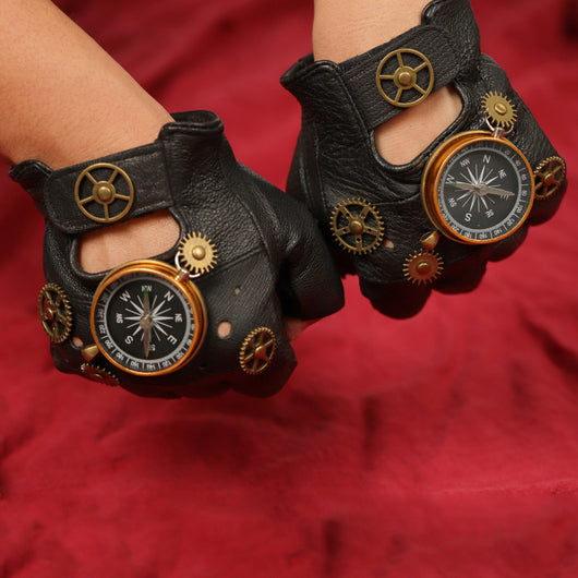 Guantes Steampunk de Cuero Vintage con Brújula - Estilo Retro Medio Dedo - Image 17